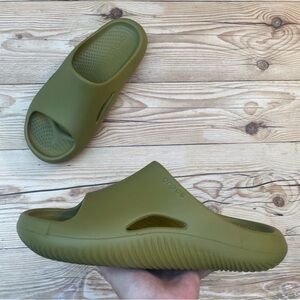 Crocs Mellow Recovery Slide